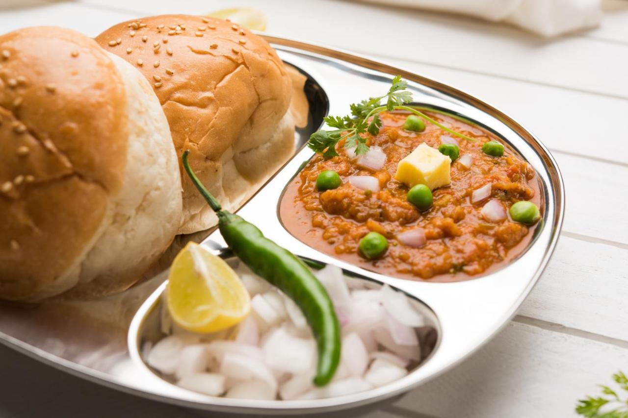 Oyo J P Palace Hotel Dod Ballāpur Kültér fotó