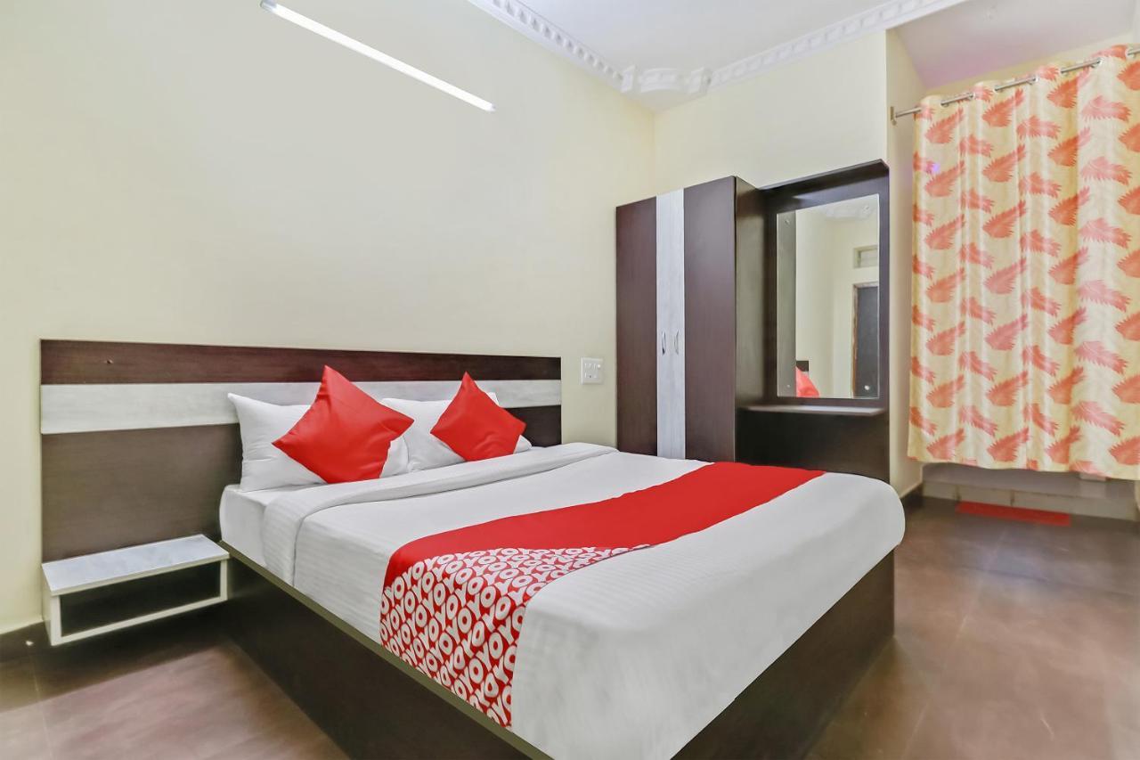 Oyo J P Palace Hotel Dod Ballāpur Kültér fotó
