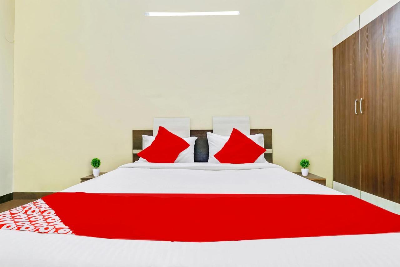 Oyo J P Palace Hotel Dod Ballāpur Kültér fotó