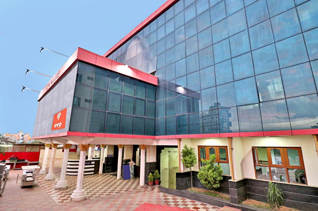 Oyo J P Palace Hotel Dod Ballāpur Kültér fotó